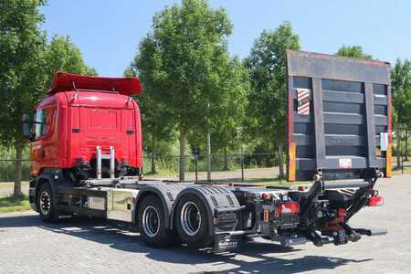 Outro 2015 Scania R580 V8 | 6X2 | BDF | RETARDER | TAILLIFT | EURO 6 (7)