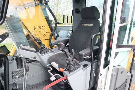 Kettenbagger 2022 Liebherr R914 COMPACT S | ROTOTILT | 3X BUCKET | DOZERBLADE (16)