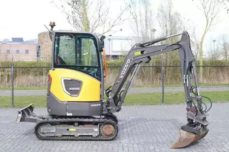 Minigrävare 2021 Volvo ECR25 ELECTRIC | JECR25D | TILTBUCKET | BUCKET | L (4)