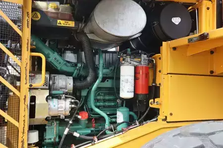 Wielladers 2009 Volvo L180 F HL | HIGH-LIFT | LOG STACKER | HOLZ GRAPPLE (14)