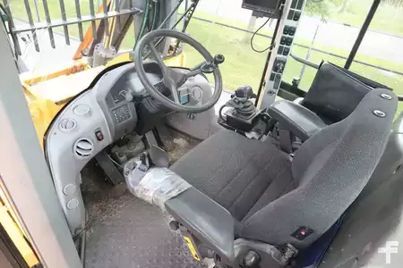 Wielladers 2009 Volvo L180 F HL | HIGH-LIFT | LOG STACKER | HOLZ GRAPPLE (15)