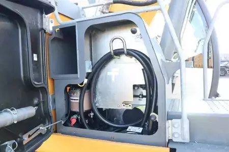 Telakaivinkoneet  2019 Liebherr R924 LC | ROTOTILT + GRIPPER | 2X BUCKET (11)