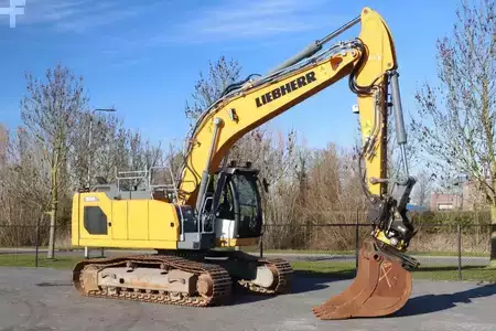 Telakaivinkoneet  2019 Liebherr R924 LC | ROTOTILT + GRIPPER | 2X BUCKET (16)