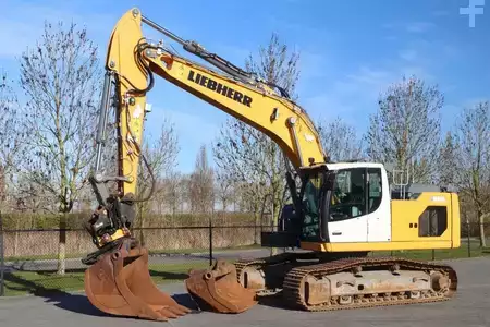 Telakaivinkoneet  2019 Liebherr R924 LC | ROTOTILT + GRIPPER | 2X BUCKET (2)