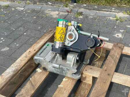 Osprzęt 2020 Steelwrist TMX S30 -180HA | TILT QUICKCOUPLER | TILTING COUPL (9)