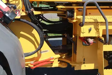 Kolové nakladače 2014 Volvo L70G BUCKET AIRCO (12)