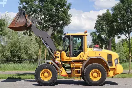 Kolové nakladače 2014 Volvo L70G BUCKET AIRCO (7)