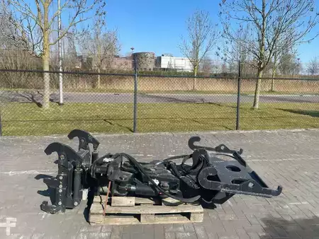 Osprzęt 2018 Dieci BUD7028 | CENTERING HANDLER | RIB HANDELING CLAMP (2)