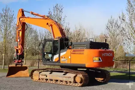 Escavadora de rastos 2021 Hitachi ZX300 LC-7 | ROTOTILT | BUCKET (3)