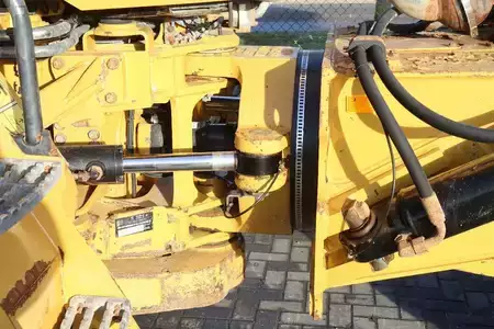 Dumper Articolati 2019 Caterpillar 730 04A | TAILGATE | LOW HOURS (9)