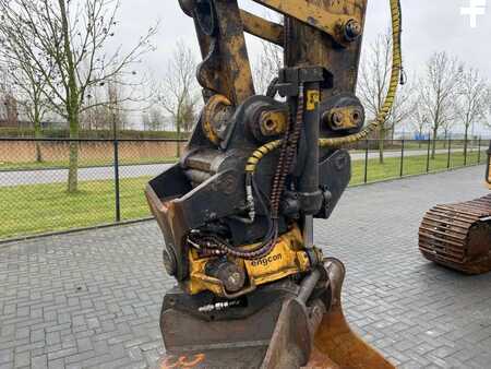 Kettenbagger 2016 Caterpillar 325 F L CR | FLCR | ROTOTILT | BUCKET | AIRCO (9)