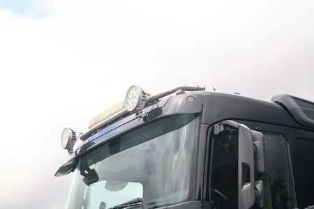 Outro 2016 Volvo FH 13.540 8X4 TIPPER EURO 6 BIG AXLES RETARDER VDS (13)