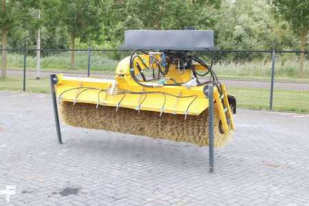 Liitteet 2022 Stark RSW 3000 S | SWEEPER | BRUSH | KEHRMASCHINE | WATE (1)