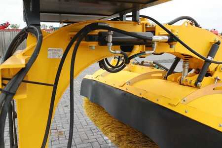 Liitteet 2022 Stark RSW 3000 S | SWEEPER | BRUSH | KEHRMASCHINE | WATE (5)