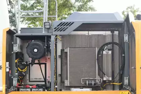 Escavatori cingolati 2019 Liebherr R924 WLC | ROTOTILT R8 | BUCKET | (14)