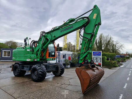 Excavadoras de ruedas 2015 Hyundai Robex 160W-9A met 6-cilinder Cummins motor (25)
