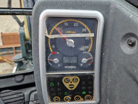 Mini excavadoras 2014 Hyundai Robex CR60-9 met airco (11)