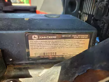 Power Generator 0 SDMO ± 45 kVA met motorschade (11)