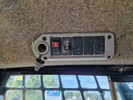 Bobcat T190 rupsschranklader