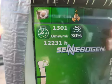 Grues mobiles 2020 Sennebogen 821 overslagkraan met roterende sorteergrijper (12)
