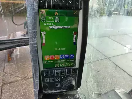 Grues mobiles 2020 Sennebogen 821 overslagkraan met roterende sorteergrijper (9)