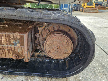 Mini excavadoras 2014 Hitachi ZX65USB-5A CLP with airco (15)