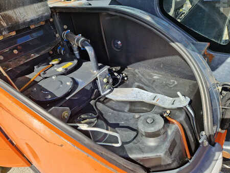 Mini excavadoras 2014 Hitachi ZX65USB-5A CLP with airco (20)