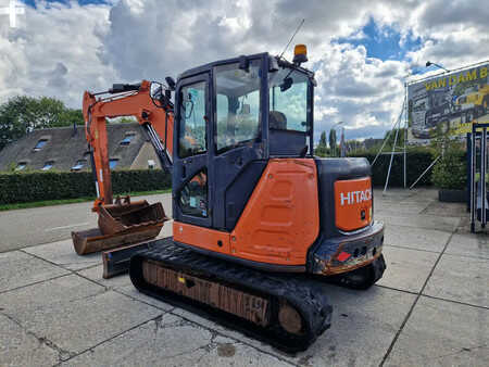 Mini excavadoras 2014 Hitachi ZX65USB-5A CLP with airco (24)