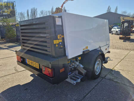 Compressor 2018 KAESER M82 in goede conditie! (4)