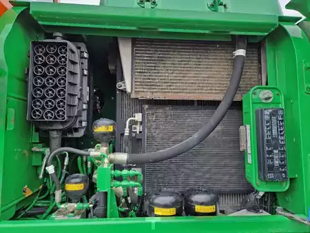 Mobilní bagry 2015 Hyundai Robex 160W-9A with 6-cylinder Cummins (17)