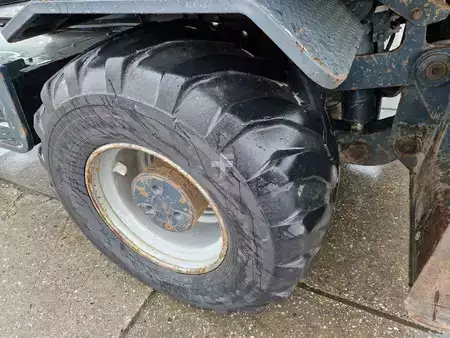 Mobilní bagry 2015 Hyundai Robex 160W-9A with 6-cylinder Cummins (19)