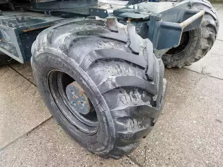 Mobilní bagry 2015 Hyundai Robex 160W-9A with 6-cylinder Cummins (21)