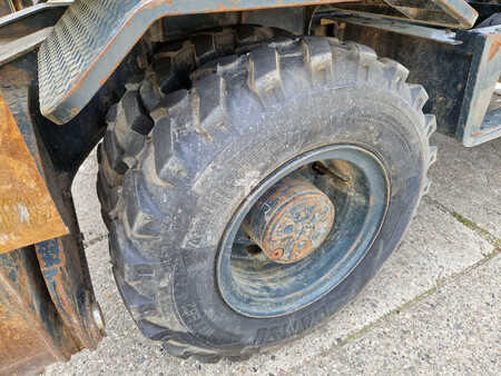 Excavadoras de ruedas 2013 Hyundai Robex 140W-9 met airco (22)