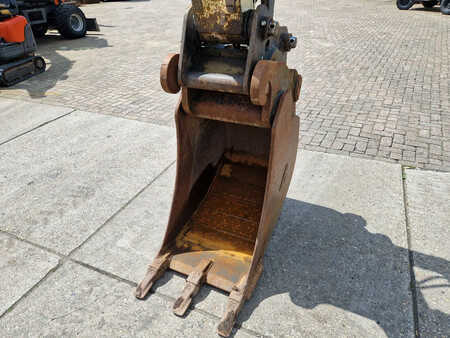 Excavadoras de ruedas 2013 Hyundai Robex 140W-9 met airco (26)