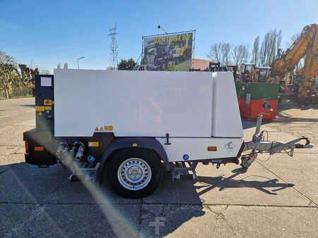 Compressor
 2018 KAESER M82 in zeer nette staat! (2)