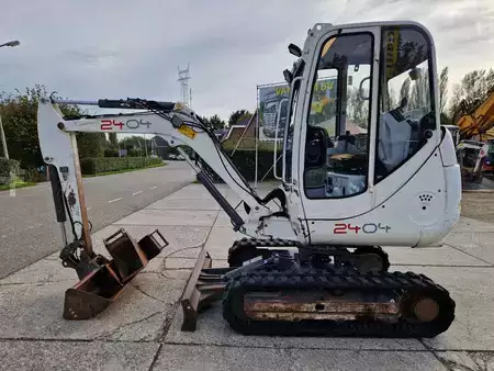Mini Escavatori 2010 Wacker Neuson 2404RD kan op een berghelling draaien (2)