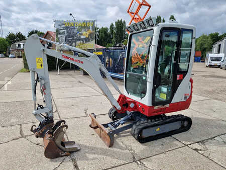 Minigrävare 2020 Takeuchi TB216 met 2089 uur (1)