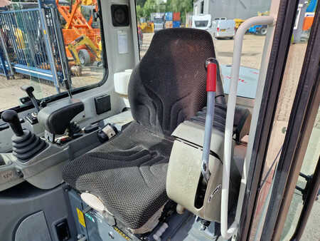 Minigrävare 2020 Takeuchi TB216 met 2089 uur (8)