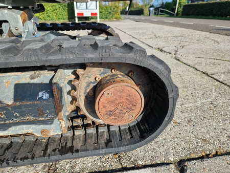 Mini kotrógép 2011 Wacker Neuson 2404RD met nivelleersysteem, mountain proof (12)