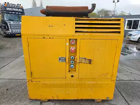 Power Generator 0 Bredenoord 40 kVA met startautomaat (1)
