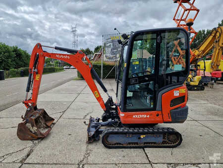 Mini-koparki 2019 Kubota KX019-4 CW05 met 2 bakken (18)