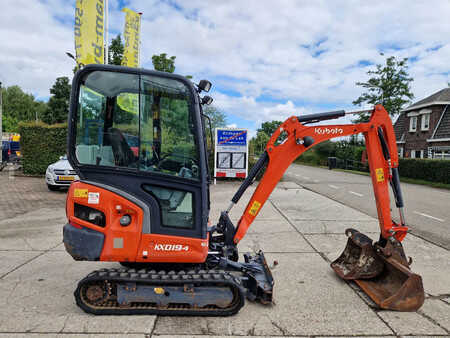 Mini-koparki 2019 Kubota KX019-4 CW05 met 2 bakken (19)