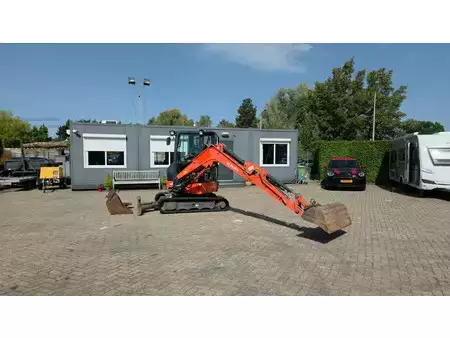 Minigraver 2019 Kubota U36-4 met 4917 uur en slangbreuk (4)