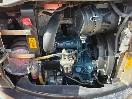 Minigraver 2019 Kubota U36-4 met 4917 uur en slangbreuk (6)