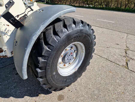 Kerekes rakodó 2007 Terex TL80 palletvorken en 4in1-bak (12)