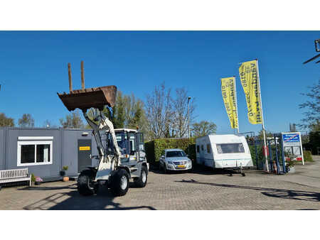 Kerekes rakodó 2007 Terex TL80 palletvorken en 4in1-bak (18)