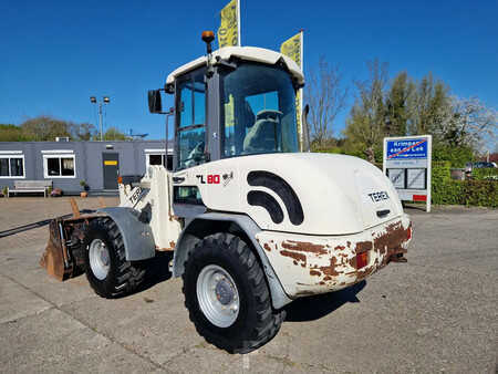 Kerekes rakodó 2007 Terex TL80 palletvorken en 4in1-bak (22)