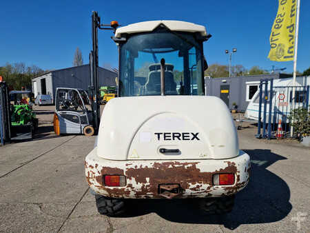 Kerekes rakodó 2007 Terex TL80 palletvorken en 4in1-bak (3)