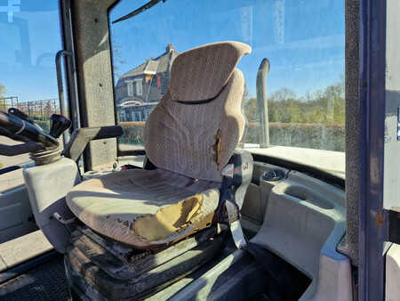 Kerekes rakodó 2007 Terex TL80 palletvorken en 4in1-bak (8)