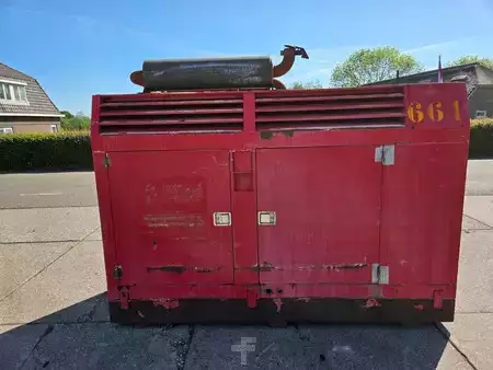 Power Generator 0 Bredenoord ± 90 kVA, 6-cilinder DAF 615 turbo (3)